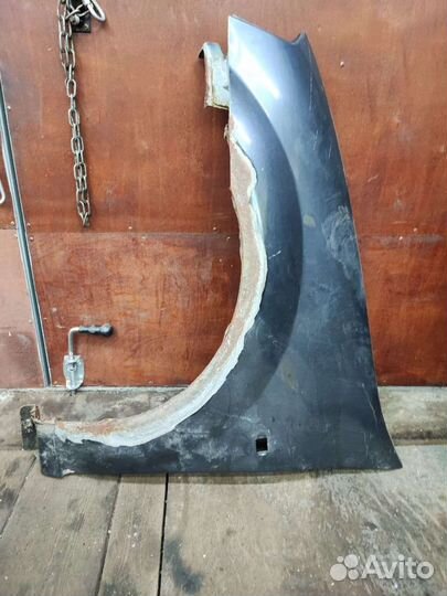 Крыло переднее левое Renault Logan 1