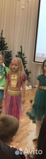 Прокат детских новогодних костюмов, праздничных пл