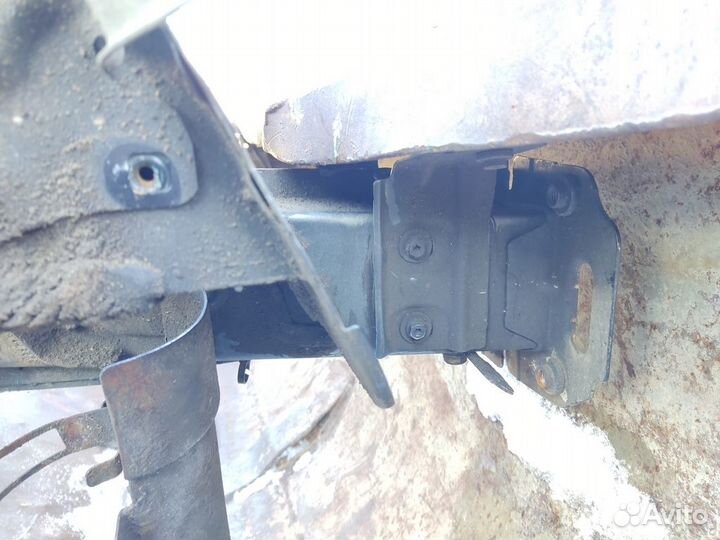 Лонжерон передний правый Renault Laguna 2008-2015