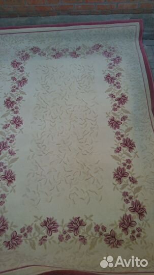 Ковер шерстяной