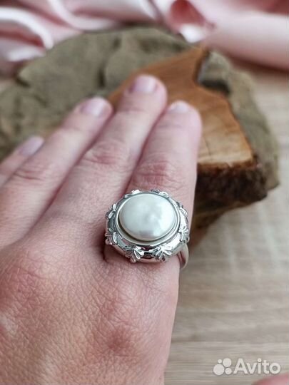 Серебряное кольцо с жемчугом