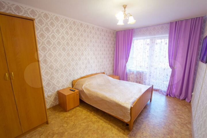 2-к. квартира, 71 м², 2/10 эт.