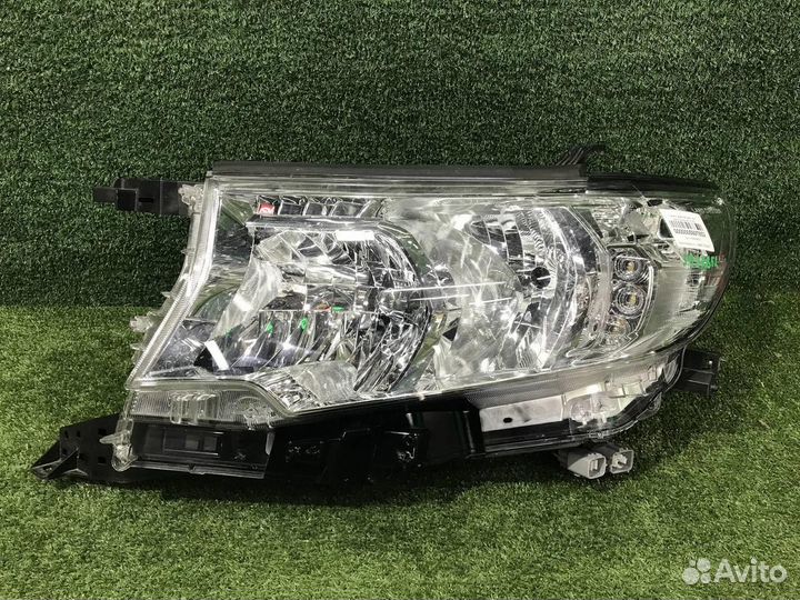 Фара левая Toyota Land Cruiser Prado