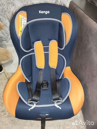 Автомобильное кресло