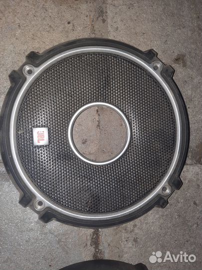 Решётки на автомобильные колонки JBL