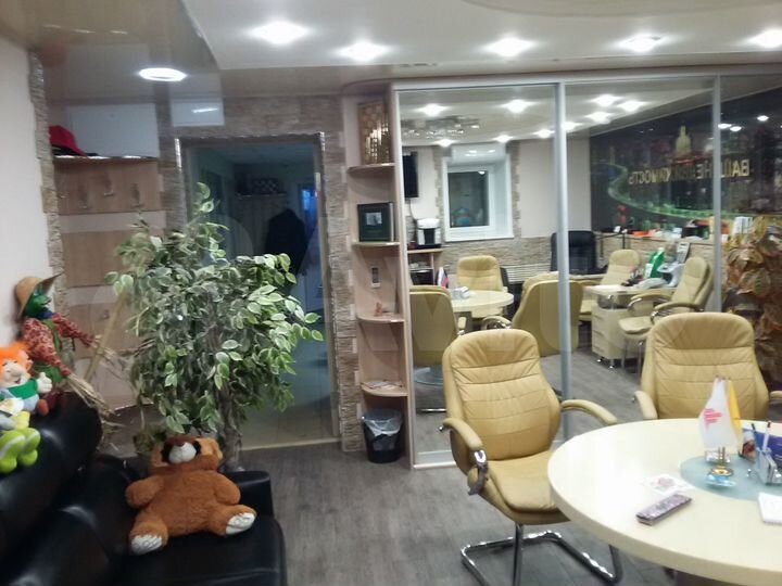 Сдам Офис, 60.6 м², Место в офисе