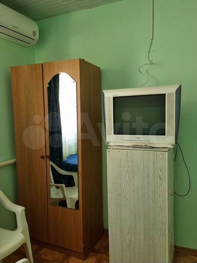 Комната 11 м² в 2-к., 2/2 эт.