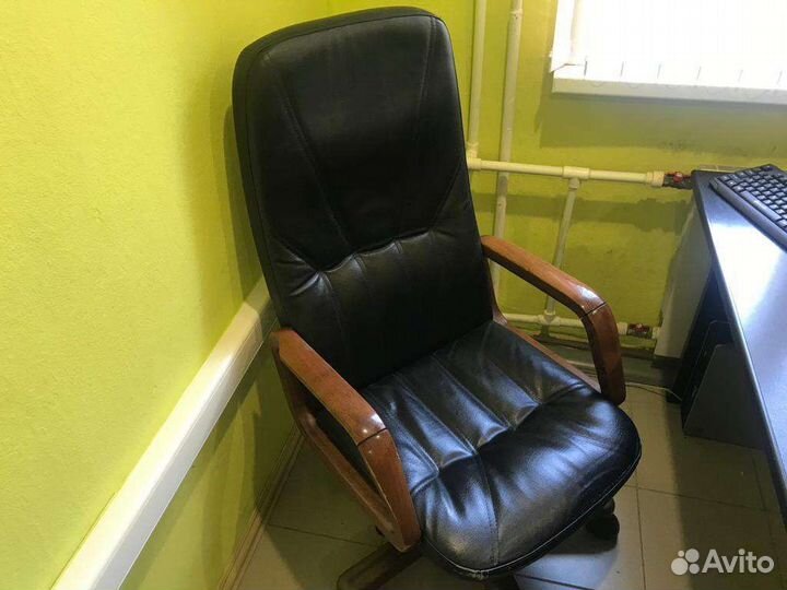 Офисная мебель бу