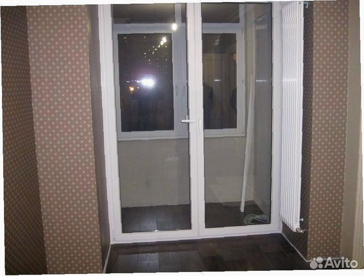 Дверь на балкон