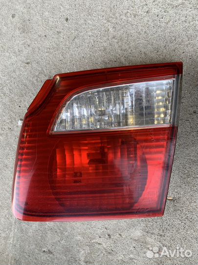 Фонарь задний внутренний Mazda 626 GF