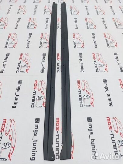 Лезвия порогов X6 F16 Черный мат M-Perfomance