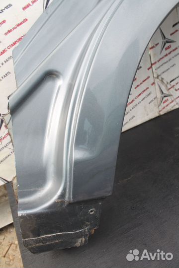 Крыло заднее левое w221 Мерседес