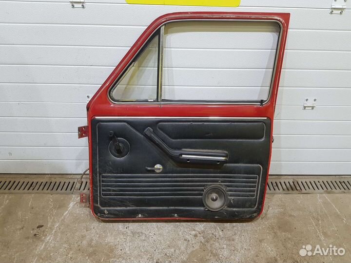 Дверь правая niva