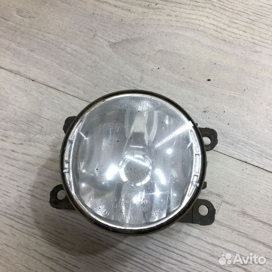 Фара противотуманная птф Туманка Renault logan 2