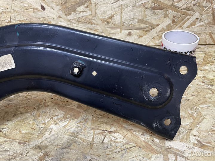 Правый задний продольный рычаг Jetour T2