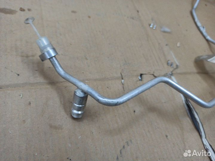 Трубка кондиционера Nissan Qashqai J11