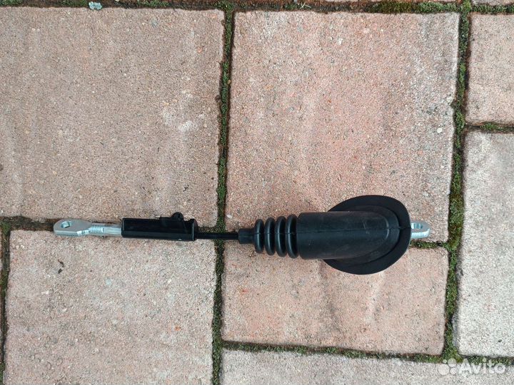 Трос ручника Volkswagen Sharan 2002 год