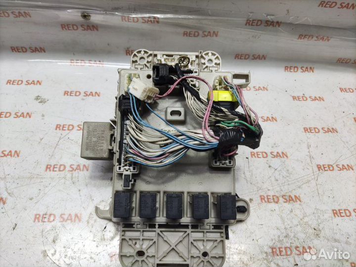 Блок предохранителей Toyota Rav 4 ACA21R 1azfe