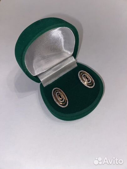 Золотые серьги