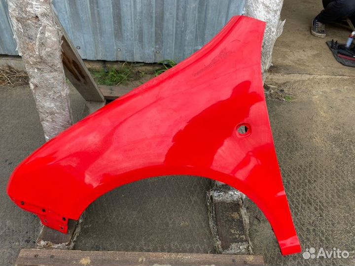 Крыло переднее левое Skoda Fabia 6Y AUA 2002