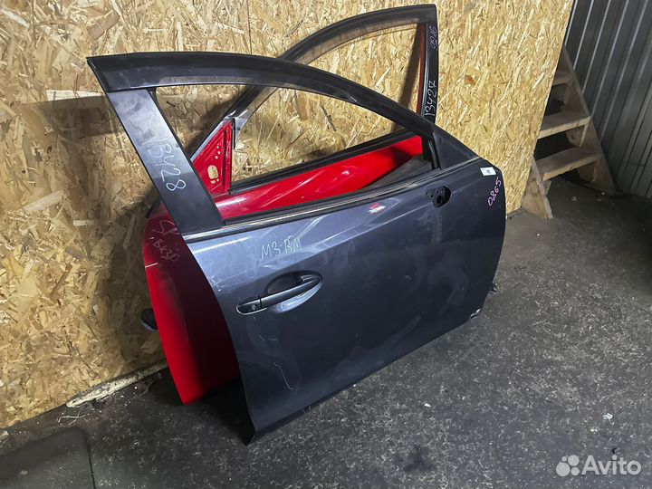 Дверь передняя правая Mazda 3 BM