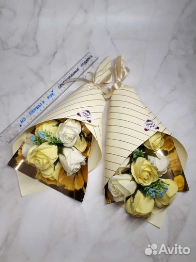 Букет из 7 мыльных роз учителю 1 сентября