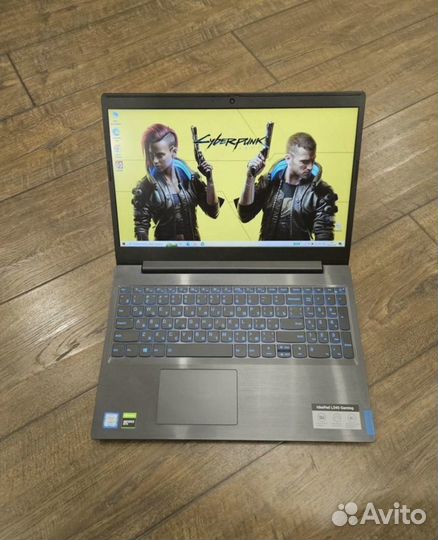 Игровой ноутбук Lenovo