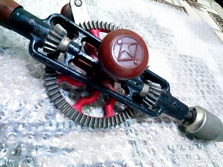 Ручная дрель СССР механическая