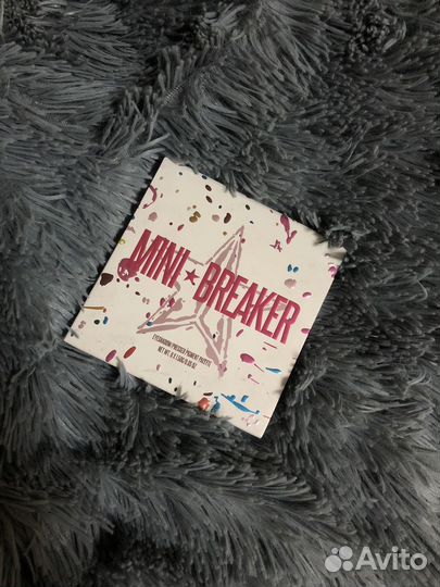 Jeffree star mini breaker
