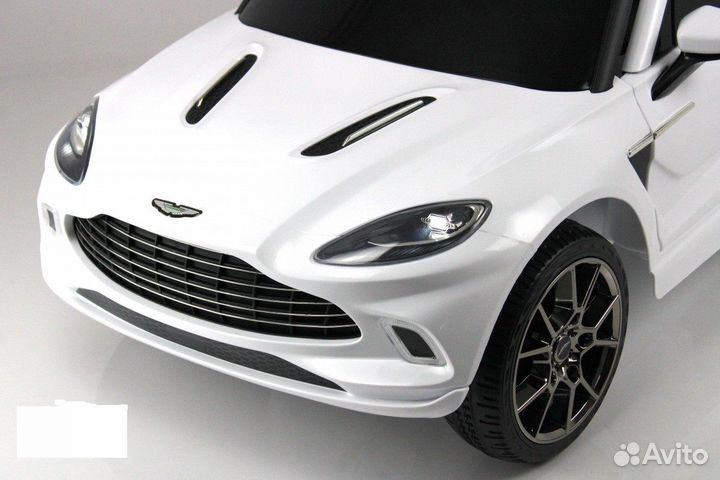 Электромобиль Aston Martin (P888PP) White