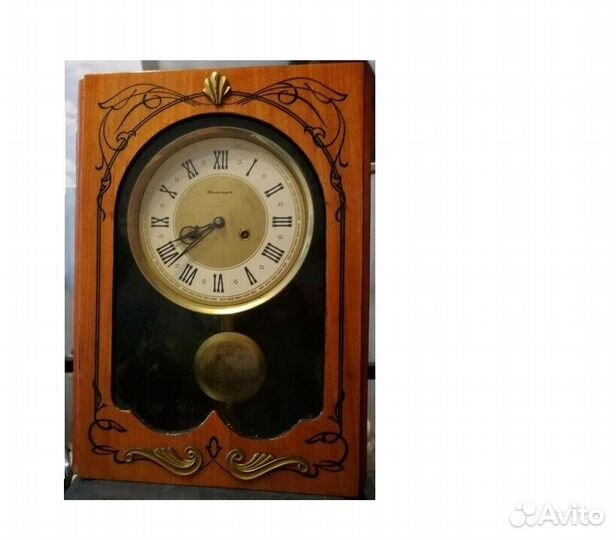 Часы настенные с боем Янтарь