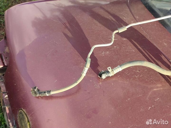 Опель Астра Н трубка кондиционера