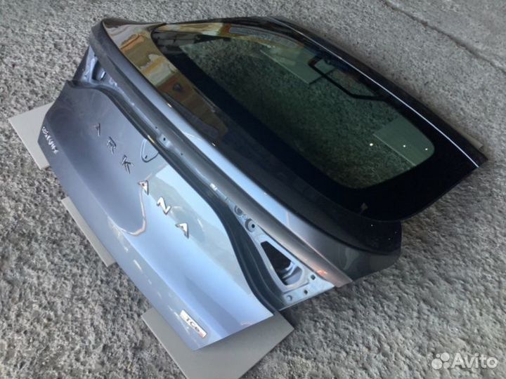 Дверь багажника со стеклом Renault Arkana пробег