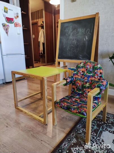 Столик для кормления ребенка