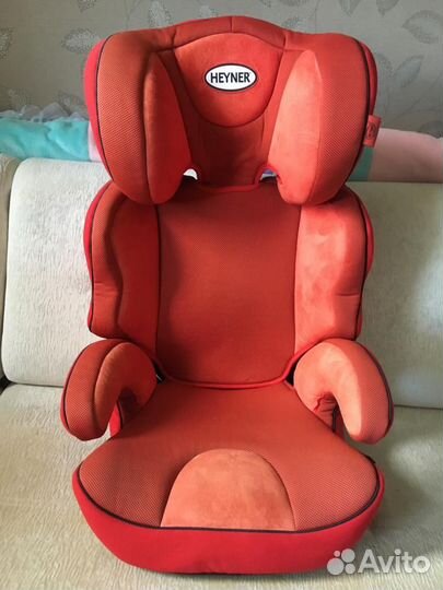 Автомобильное кресло бустер Heyner 15-36кг