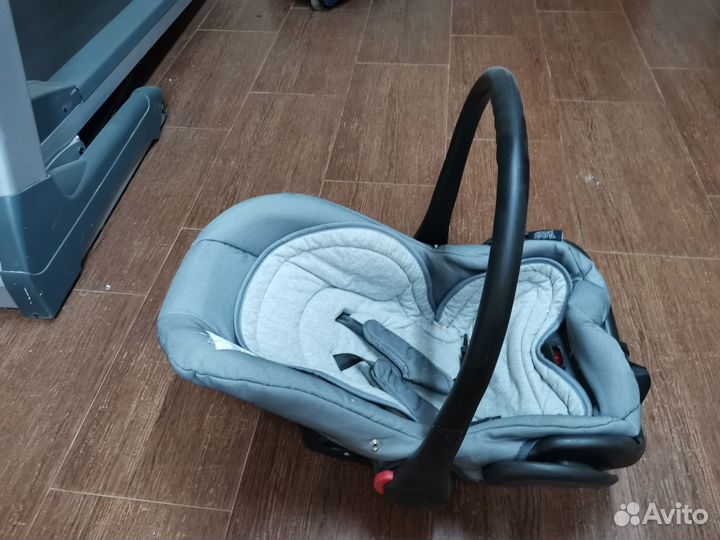 Коляска zippy classic 3 в 1