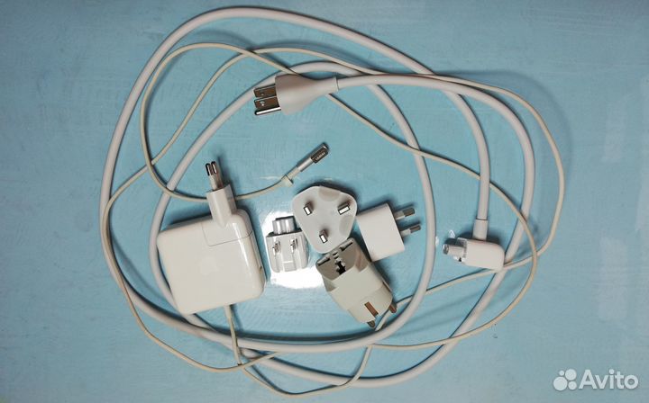 Коробки от iPhone, Apple watch, MacBook Air