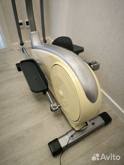 Эллиптический тренажер