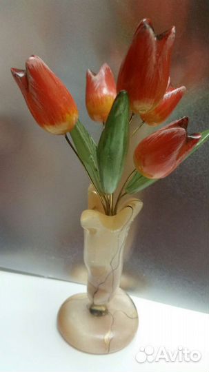 Букет тюльпаны из камня