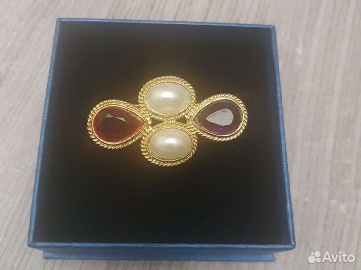 Старинные брошки СССР
