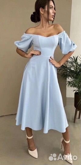 Вечернее празднесное платье