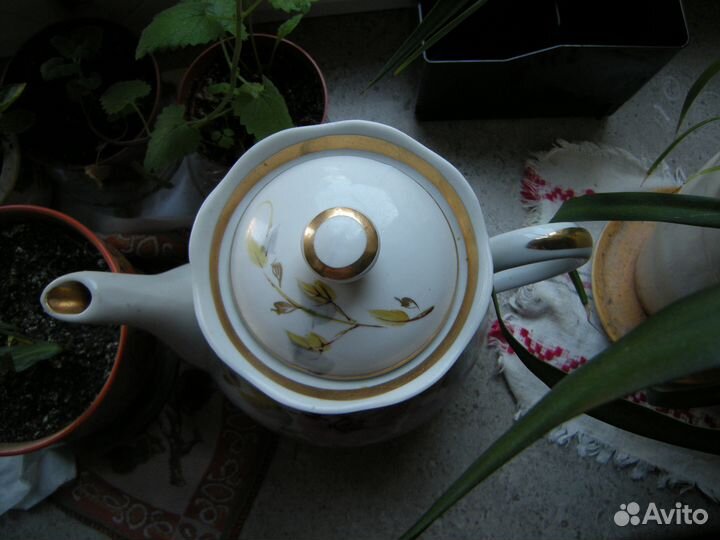 Большой фарфоровый чайник из СССР. Редкость