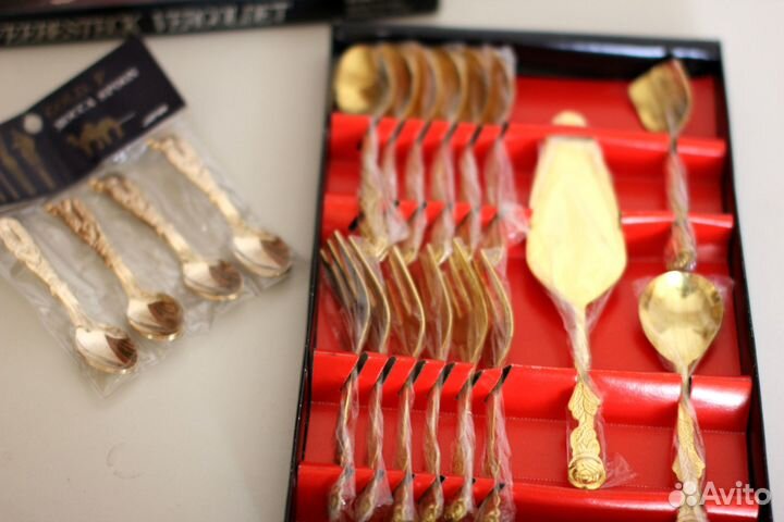 4 столовых набора разом (новые)