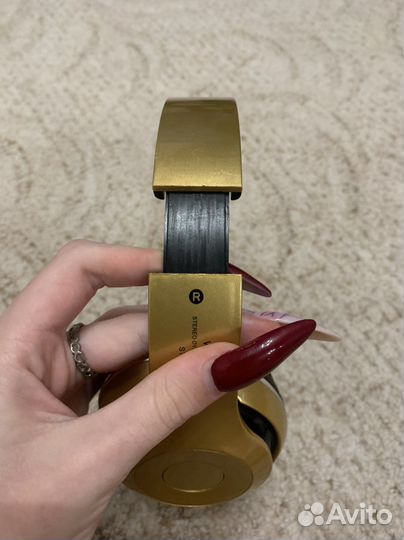 Беспроводные наушники