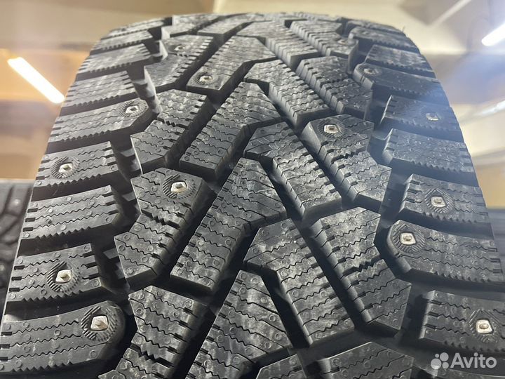 Pirelli Ice Zero 245/45 R19 102H
