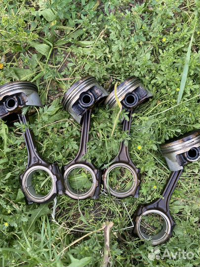 Поршневая группа D 16 Honda