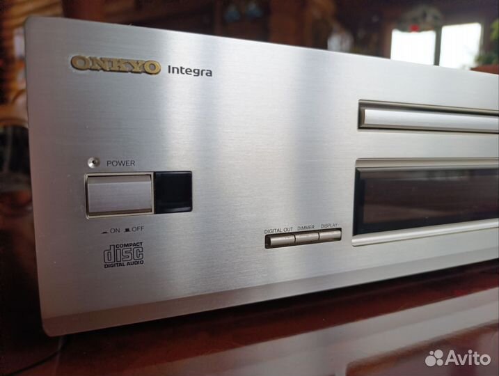 Cd проигрыватель onkyo dx 7711