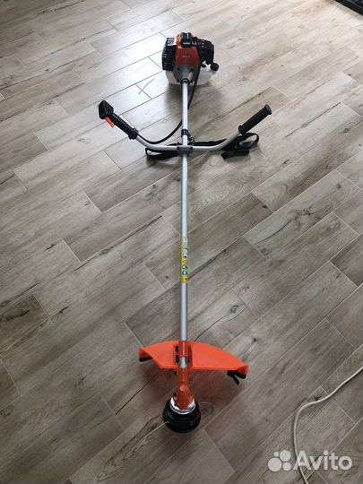 Триммер бензиновый новый