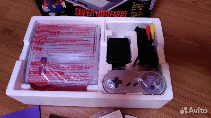Игровая консоль Nintendo Super NES в коробке новая