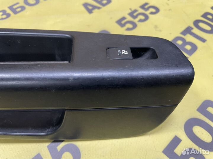 Кнопка стеклоподъемника зл Kia Ceed